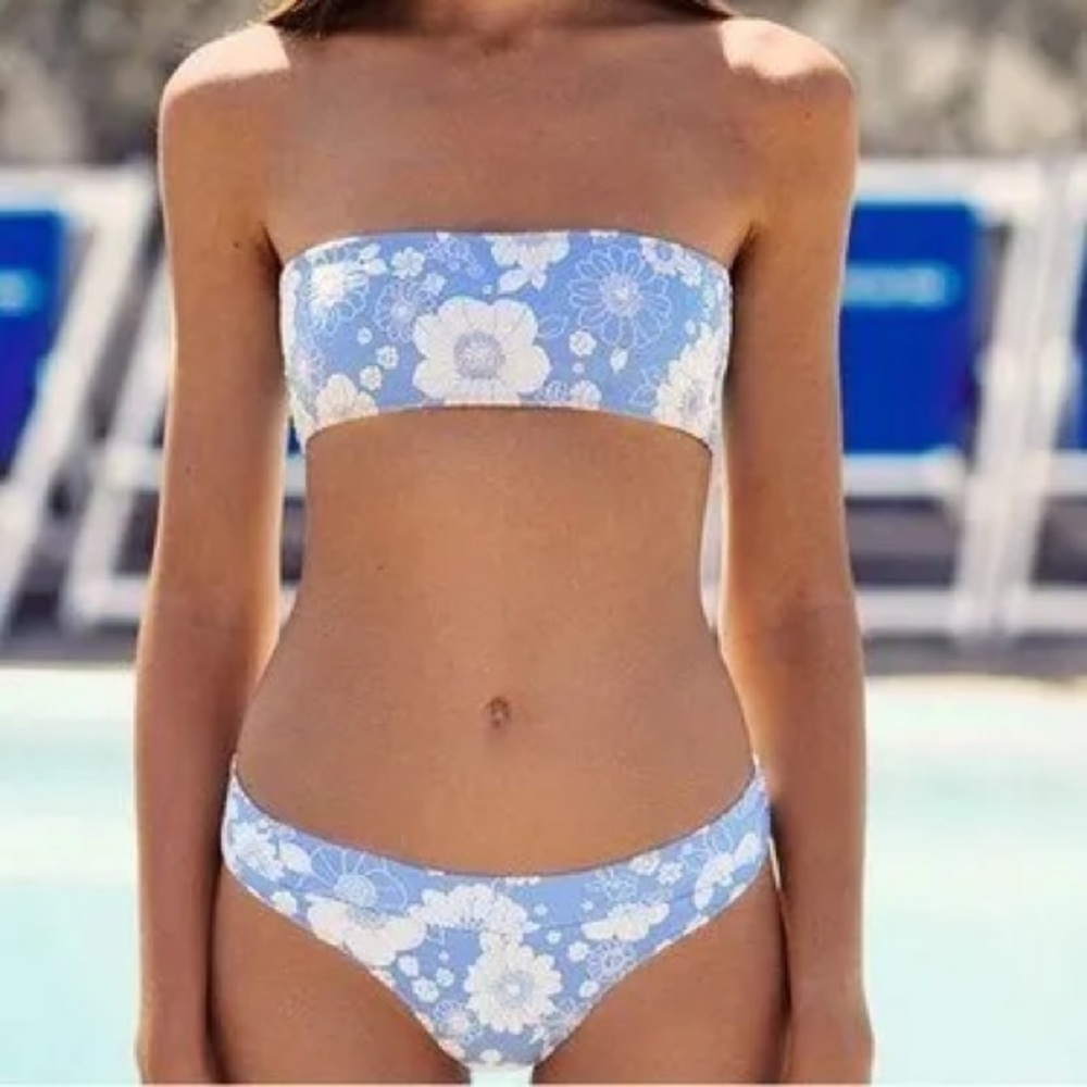 Triangl floral bikini